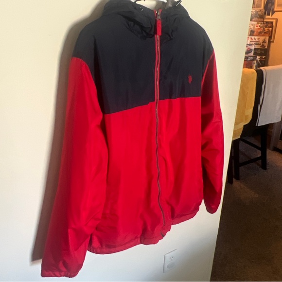 U.S. Polo Association Red & Dark Blue Windbreaker Men’s XL Jacket - Picture 4 of 5